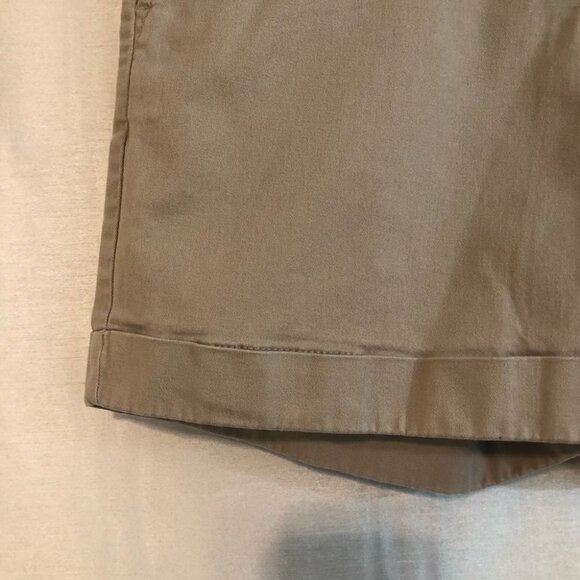 Liz Claiborne New York  Shorts Ladies 10 Khaki - Picture 7 of 11